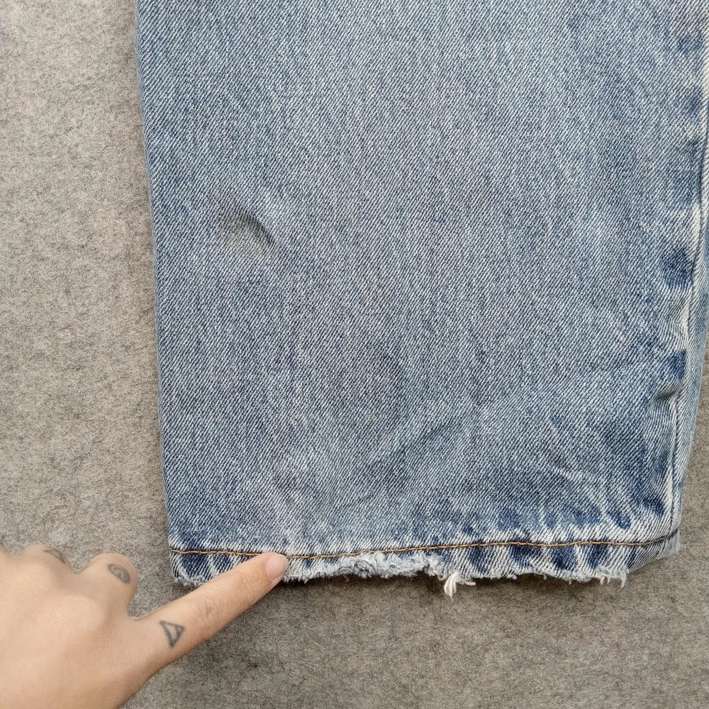Levis 501 Jeans Mens‎ 36x29 Light Wash Blue Regular Straight Denim Distressed